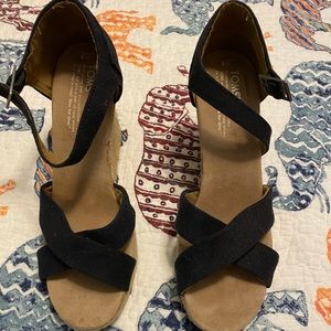Toms black wedge sandals size 9